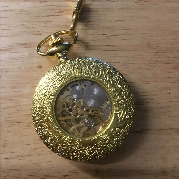 New Men’s Gold Pocket Watch with Intricate Design - Picture 5 of 6